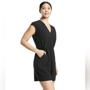 Athleta Marlow Short Sleeve V Neck Drawstring Romper Size XXS
